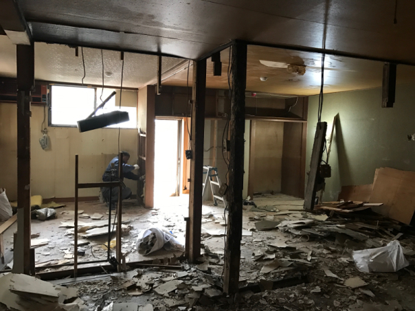 【群馬県安中市磯部】いそべデイサービス　で　改装のため一部解体が始まる！！